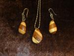 Matched set of wooden earrings and pendant