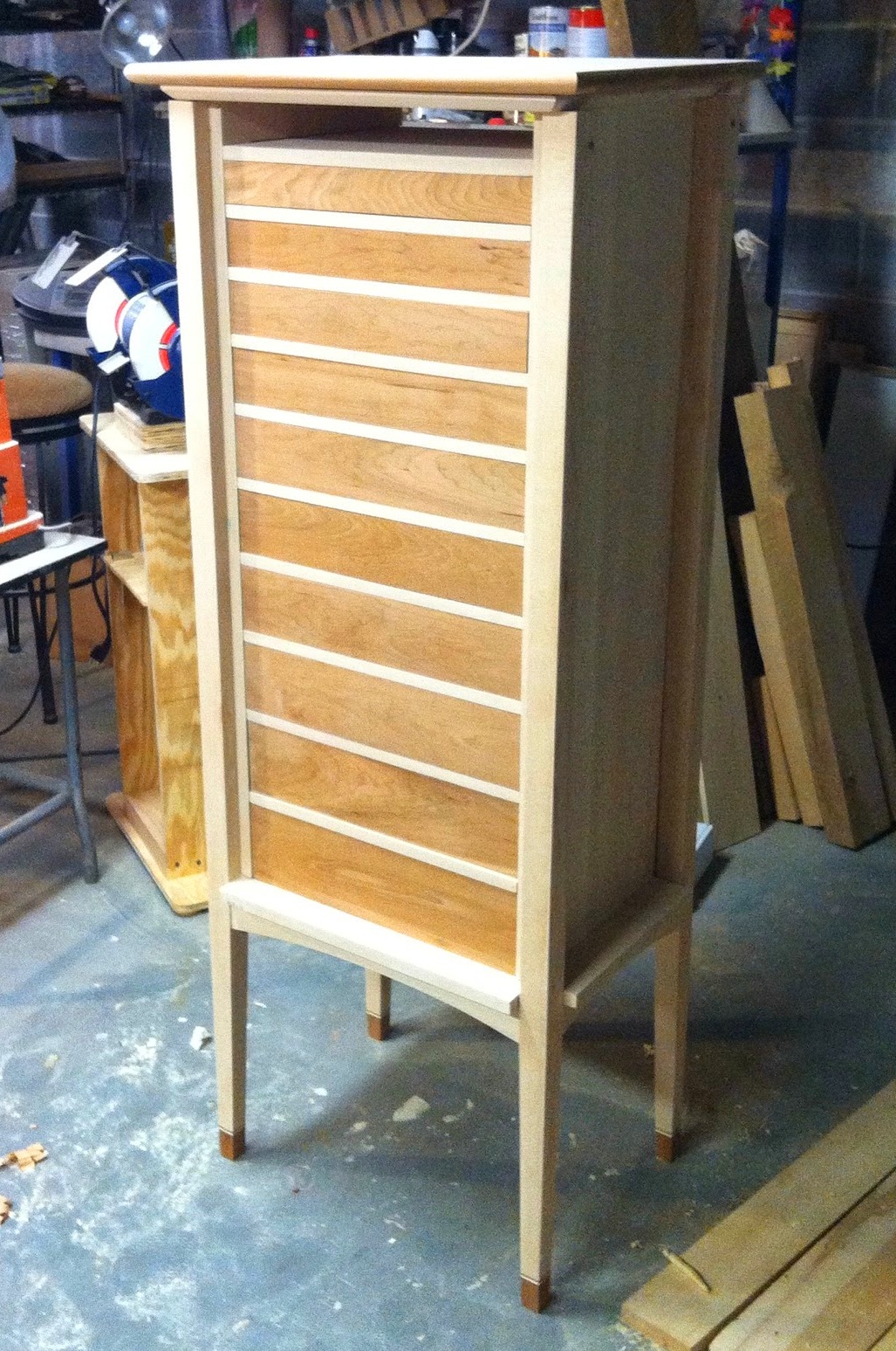 Cabinet with 10 drawers in place