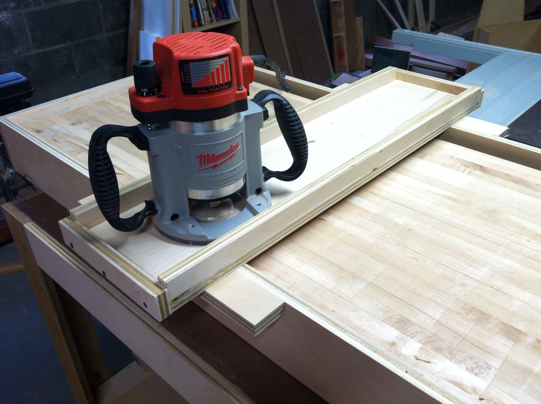 August 2012 - Using my new Milwaukee 3hp router to flatten the benchtop