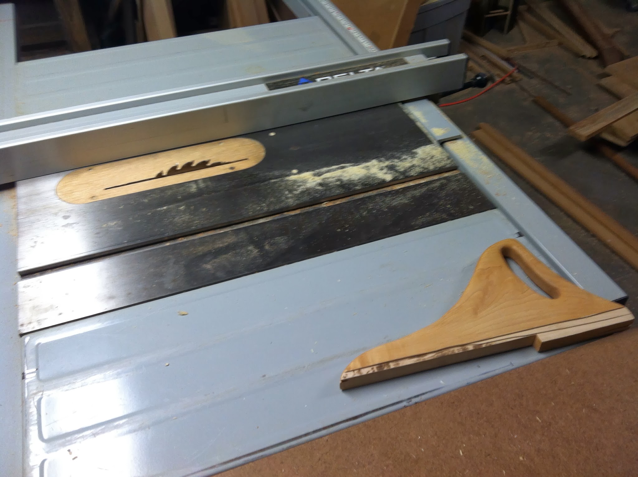 Cutting drawer parts with the table saw